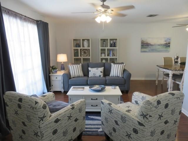 For Rent: $3,495 (3 beds, 2 baths, 1719 Square Feet)