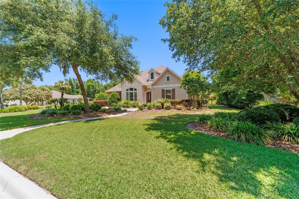 Vendido Recientemente: $957,500 (4 camas, 3 baños, 2927 Pies cuadrados)