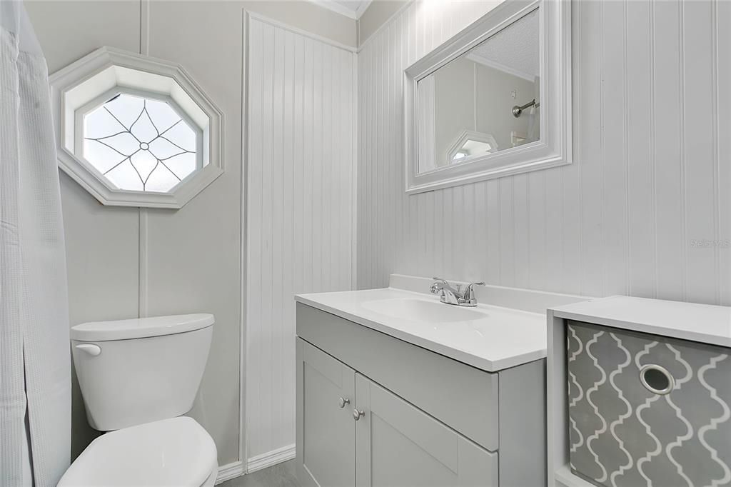 Active With Contract: $114,300 (2 beds, 2 baths, 780 Square Feet)