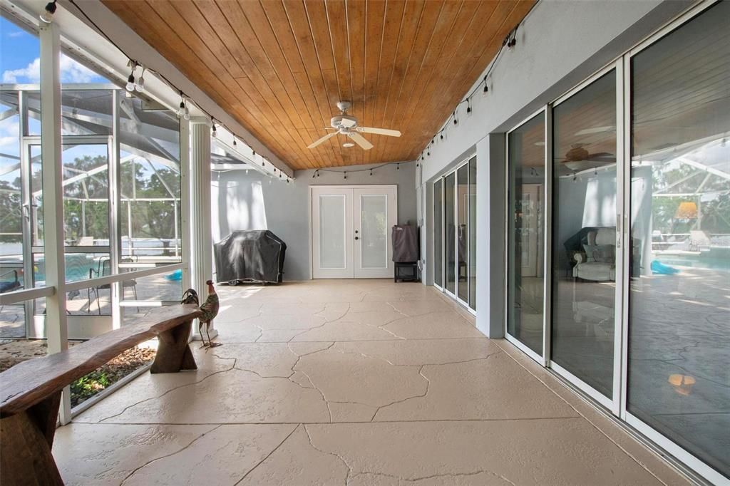 For Sale: $1,195,000 (5 beds, 5 baths, 3235 Square Feet)