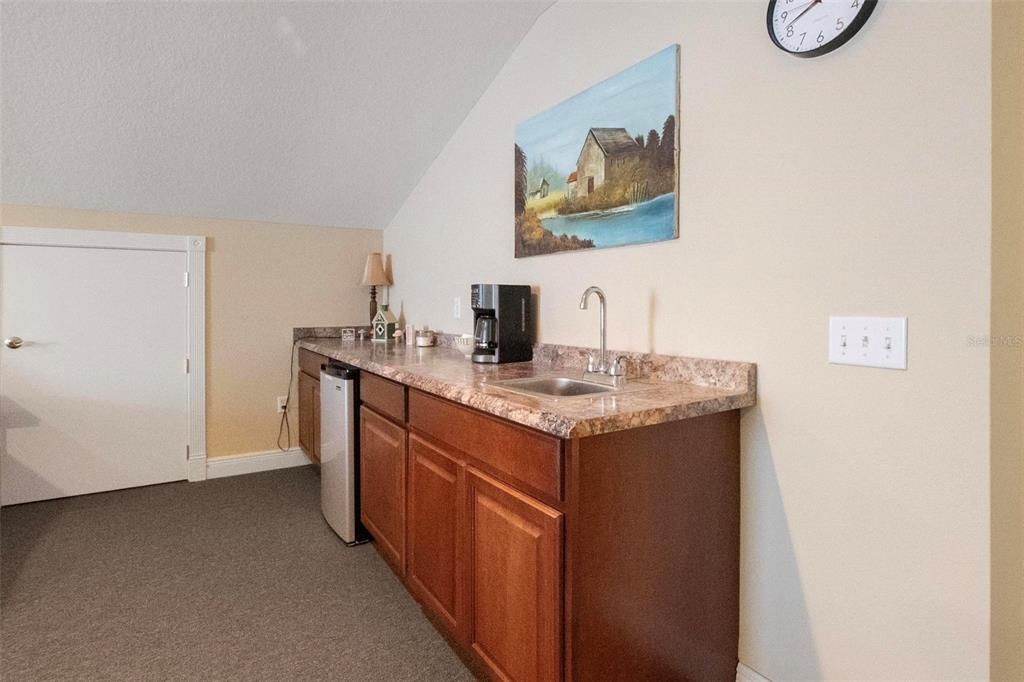 For Sale: $1,195,000 (5 beds, 5 baths, 3235 Square Feet)