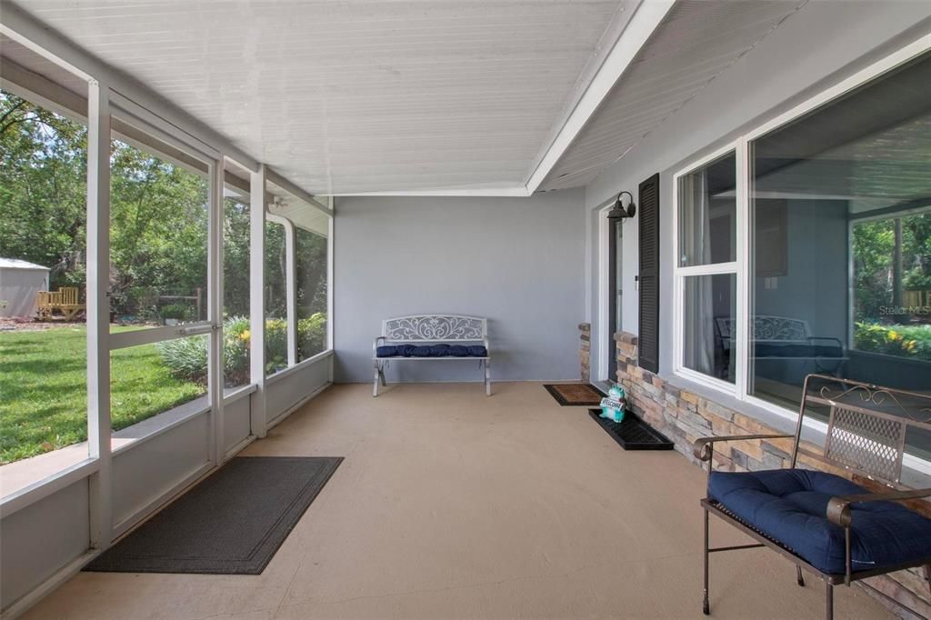 For Sale: $1,195,000 (5 beds, 5 baths, 3235 Square Feet)