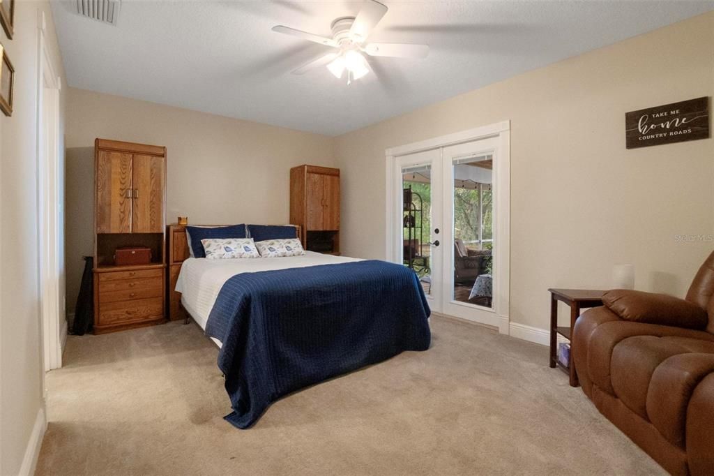 For Sale: $1,195,000 (5 beds, 5 baths, 3235 Square Feet)