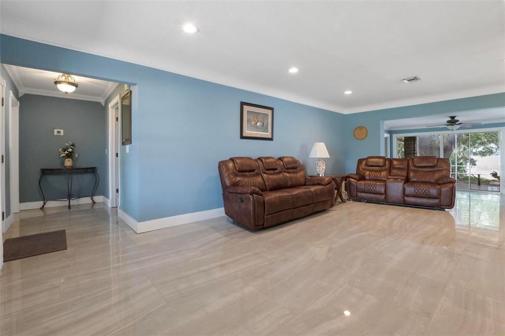 For Sale: $1,195,000 (5 beds, 5 baths, 3235 Square Feet)