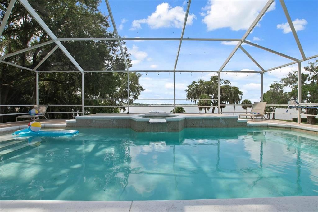 For Sale: $1,195,000 (5 beds, 5 baths, 3235 Square Feet)