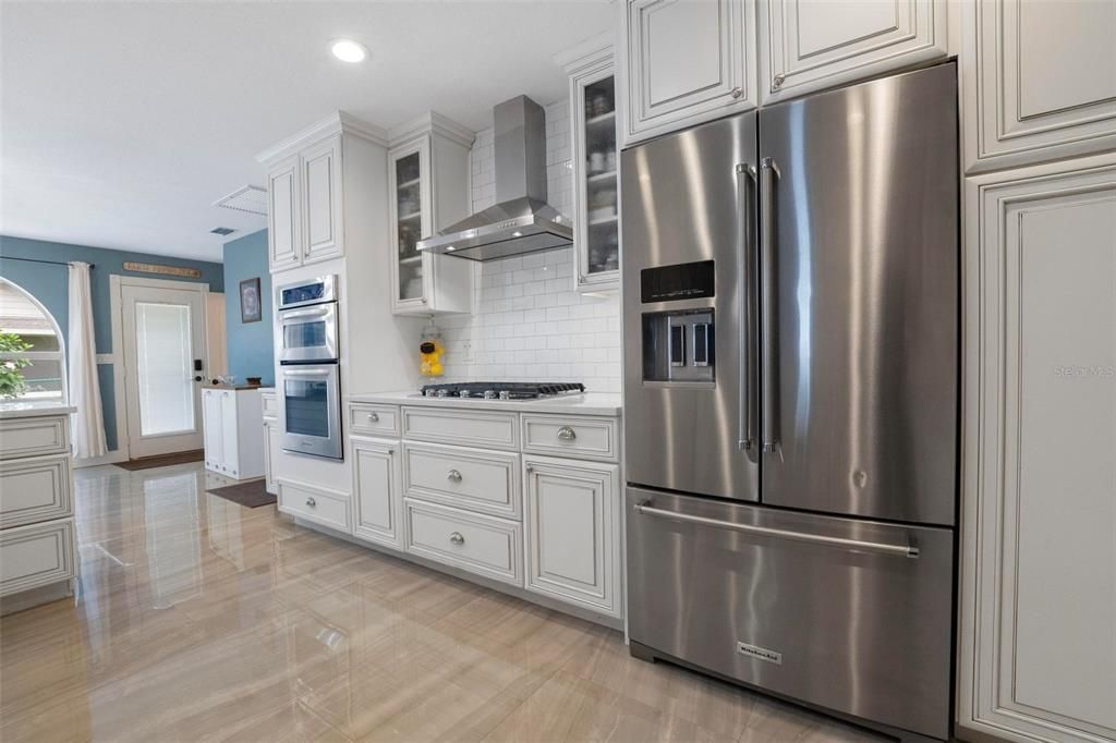 For Sale: $1,195,000 (5 beds, 5 baths, 3235 Square Feet)