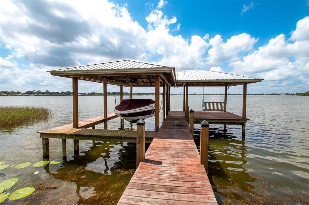 For Sale: $1,195,000 (5 beds, 5 baths, 3235 Square Feet)