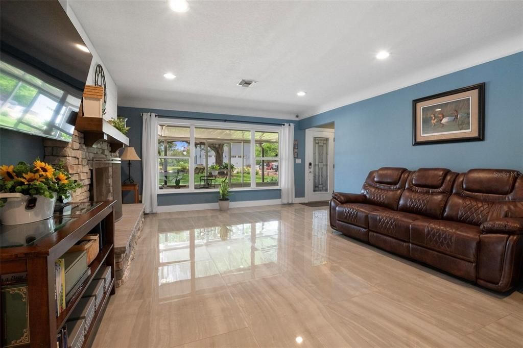 For Sale: $1,195,000 (5 beds, 5 baths, 3235 Square Feet)