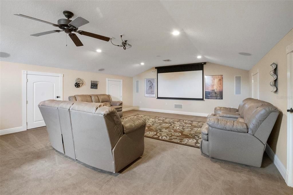 For Sale: $1,195,000 (5 beds, 5 baths, 3235 Square Feet)