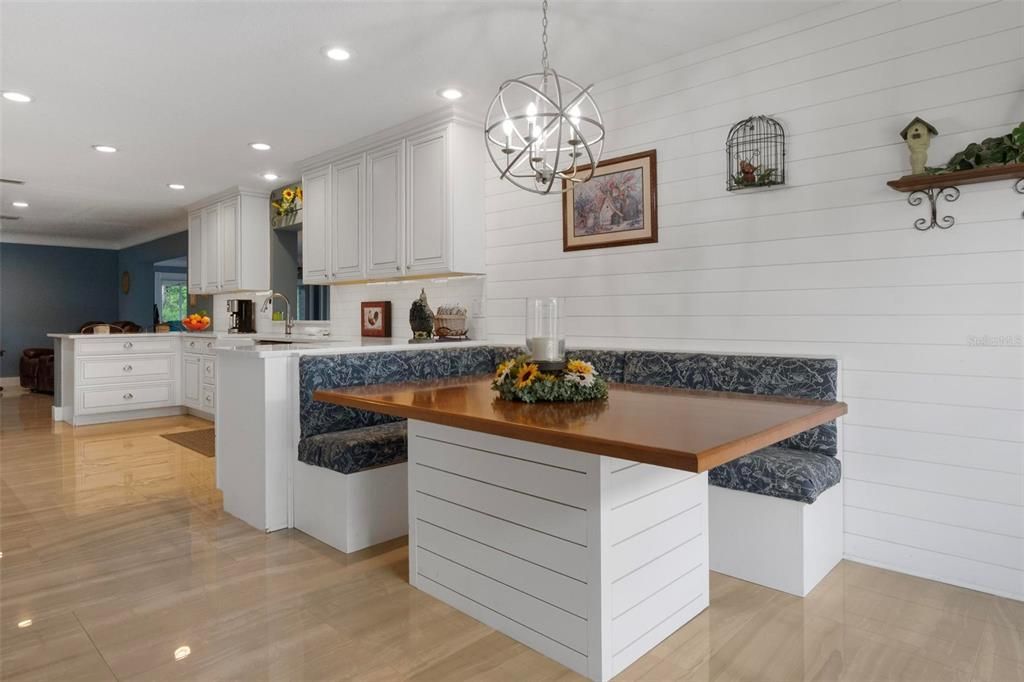 For Sale: $1,195,000 (5 beds, 5 baths, 3235 Square Feet)