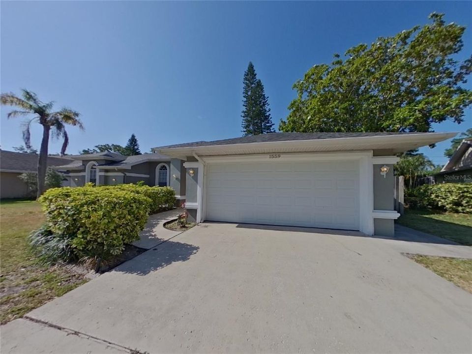 Recently Rented: $3,849 (4 beds, 3 baths, 2531 Square Feet)