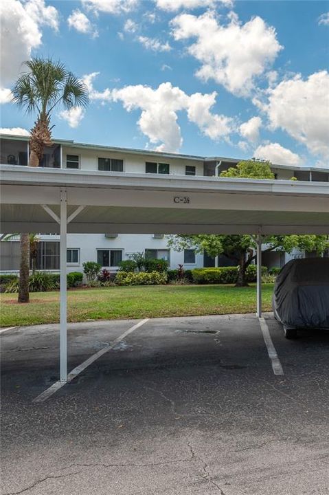 待售: $116,000 (2 贝兹, 1 浴室, 840 平方英尺)