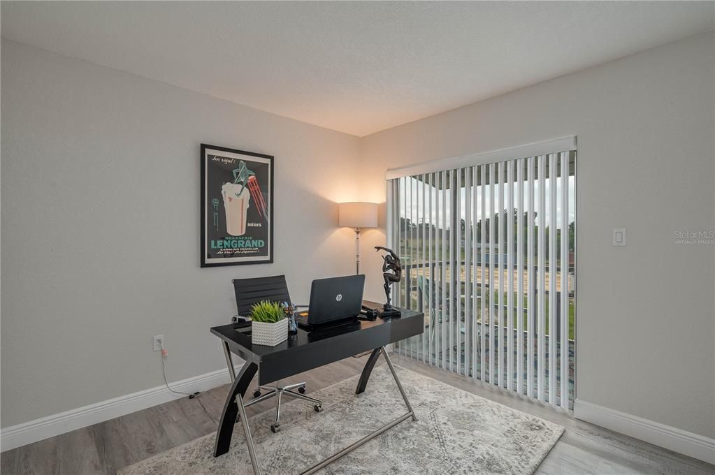 待售: $116,000 (2 贝兹, 1 浴室, 840 平方英尺)