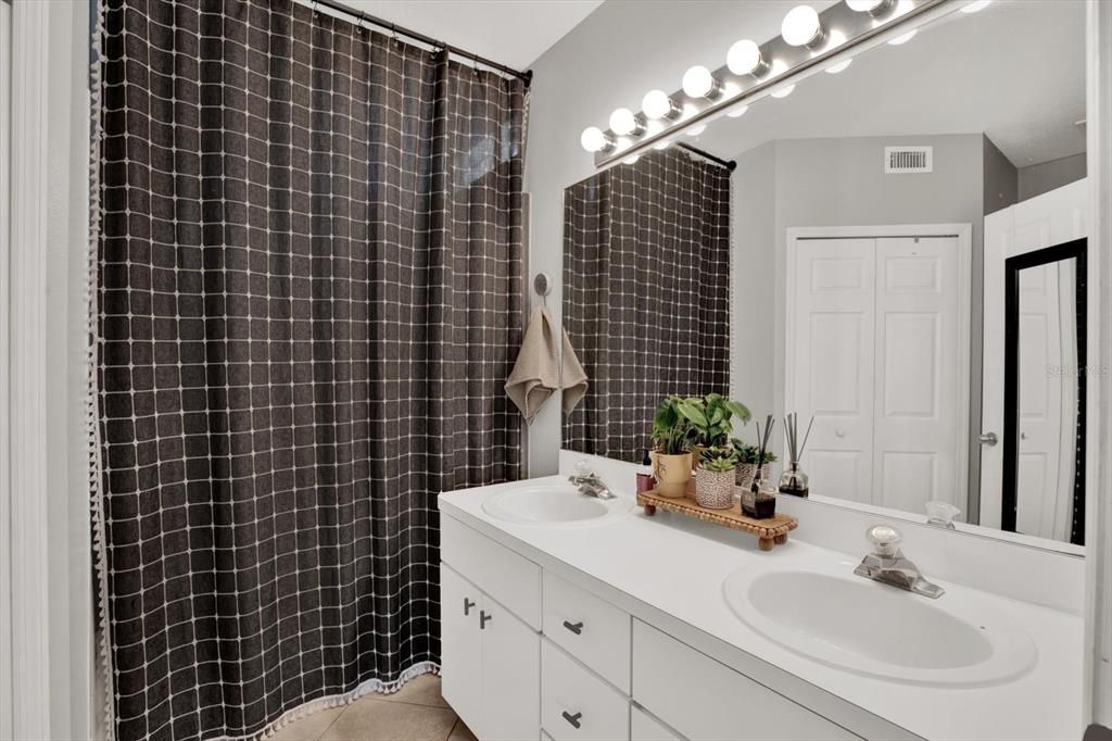 Active With Contract: $375,000 (4 beds, 2 baths, 2017 Square Feet)