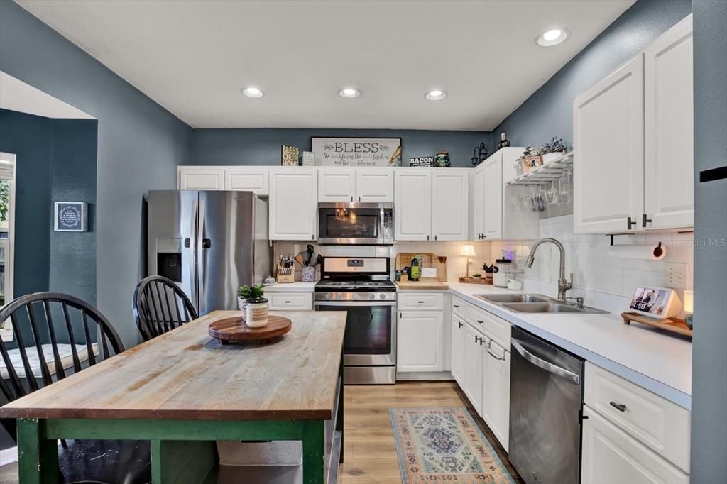 Active With Contract: $375,000 (4 beds, 2 baths, 2017 Square Feet)