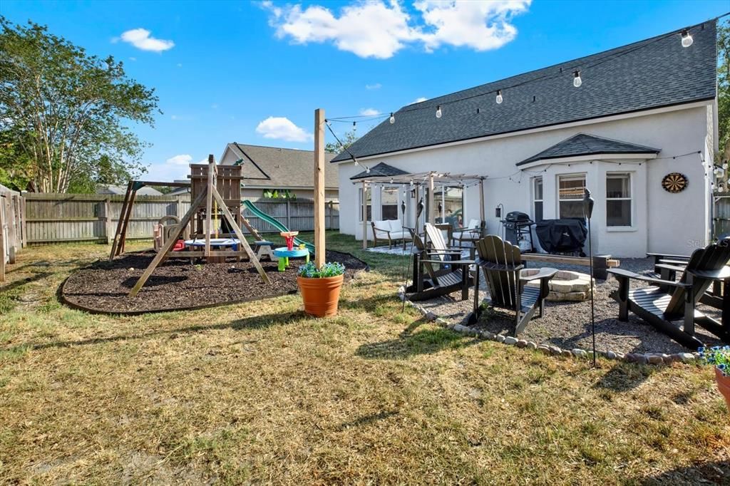 Active With Contract: $375,000 (4 beds, 2 baths, 2017 Square Feet)