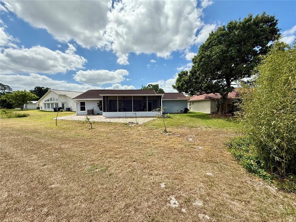 Под контрактом: $395,000 (3 спален, 2 ванн, 1680 Квадратных фут)