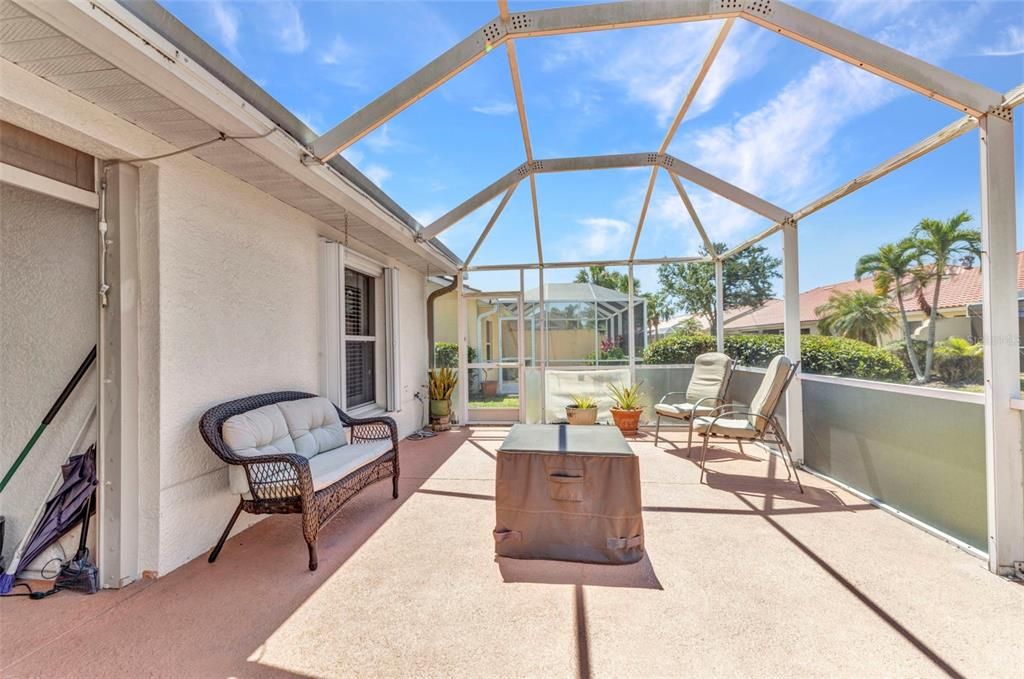 На продажу: $239,999 (3 спален, 2 ванн, 1451 Квадратных фут)