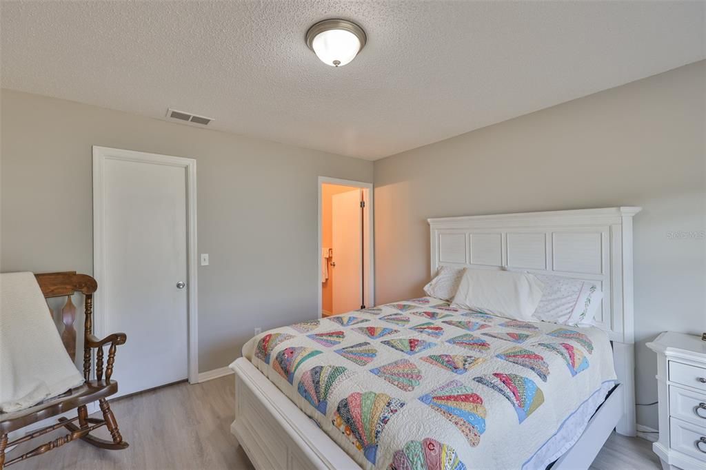 En Venta: $199,900 (2 camas, 2 baños, 1203 Pies cuadrados)