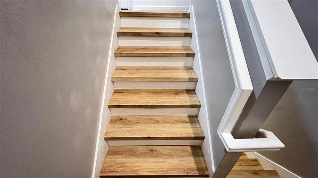 For Sale: $910,000 (12 beds, 11 baths, 4887 Square Feet)