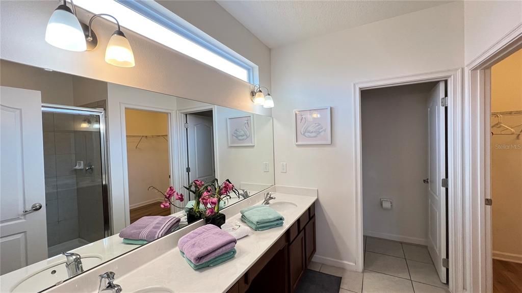 For Sale: $910,000 (12 beds, 11 baths, 4887 Square Feet)