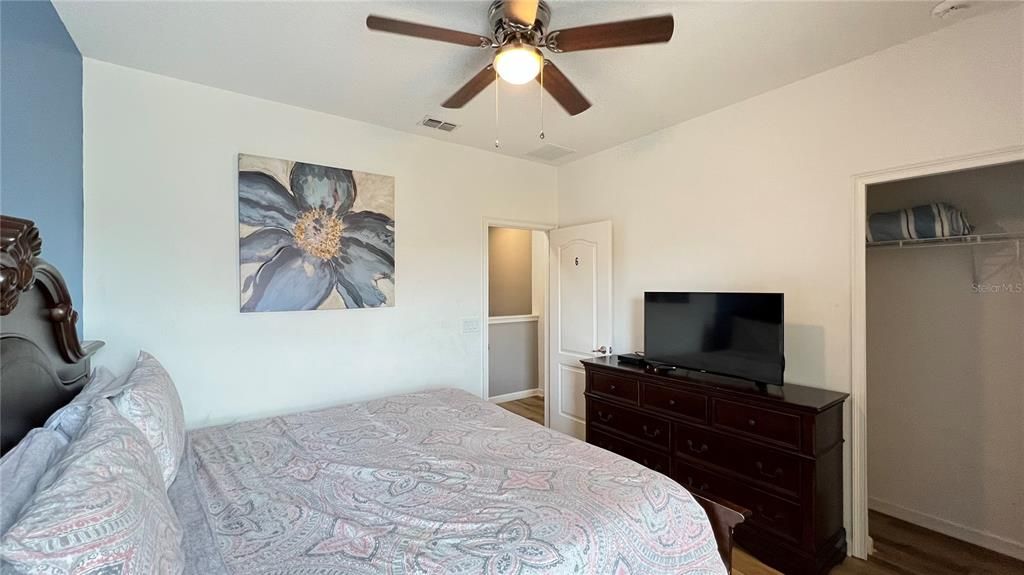 For Sale: $910,000 (12 beds, 11 baths, 4887 Square Feet)