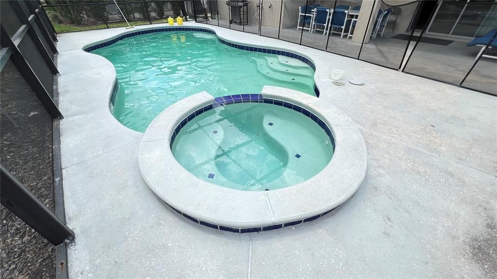 For Sale: $910,000 (12 beds, 11 baths, 4887 Square Feet)