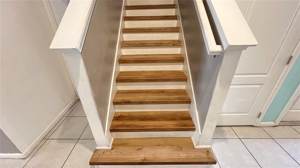 For Sale: $910,000 (12 beds, 11 baths, 4887 Square Feet)