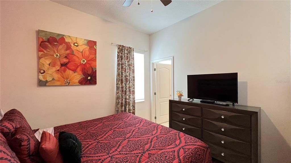 For Sale: $910,000 (12 beds, 11 baths, 4887 Square Feet)