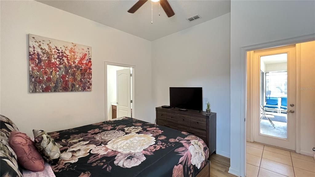 For Sale: $910,000 (12 beds, 11 baths, 4887 Square Feet)