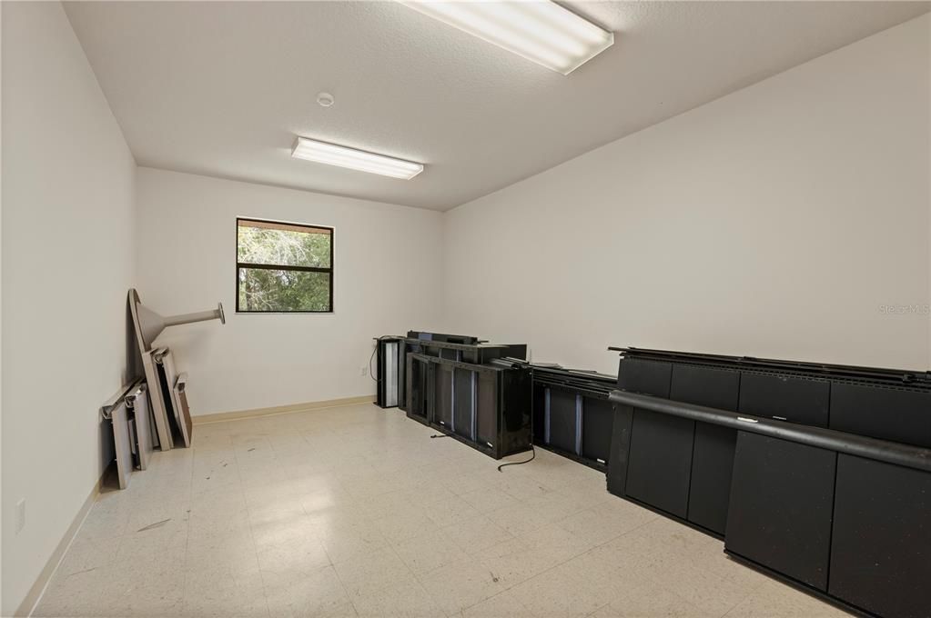 For Sale: $975,000 (0 beds, 0 baths, 7034 Square Feet)