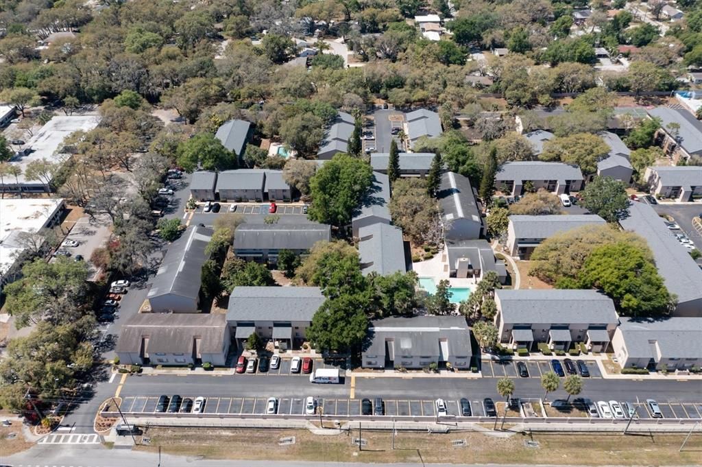 Под контрактом: $129,900 (2 спален, 1 ванн, 1074 Квадратных фут)