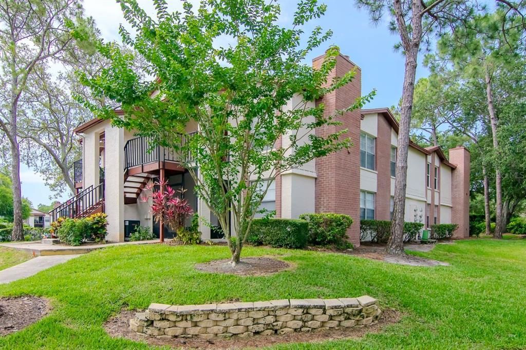 待售: $154,900 (2 贝兹, 2 浴室, 865 平方英尺)