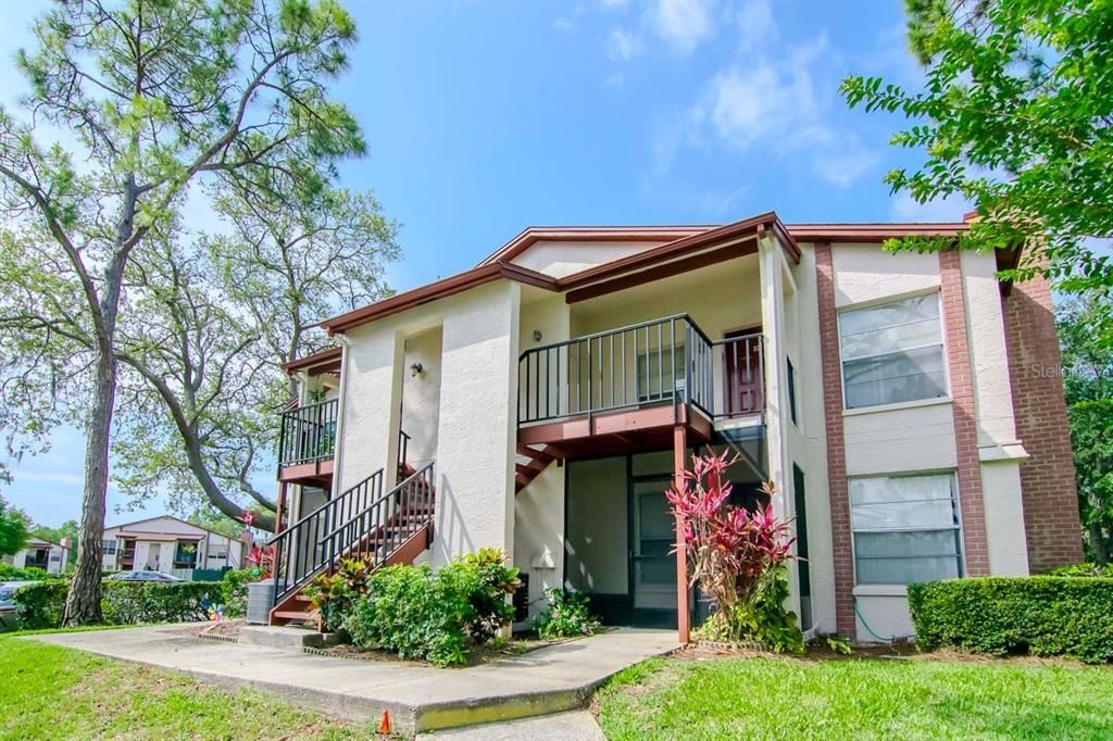 待售: $154,900 (2 贝兹, 2 浴室, 865 平方英尺)