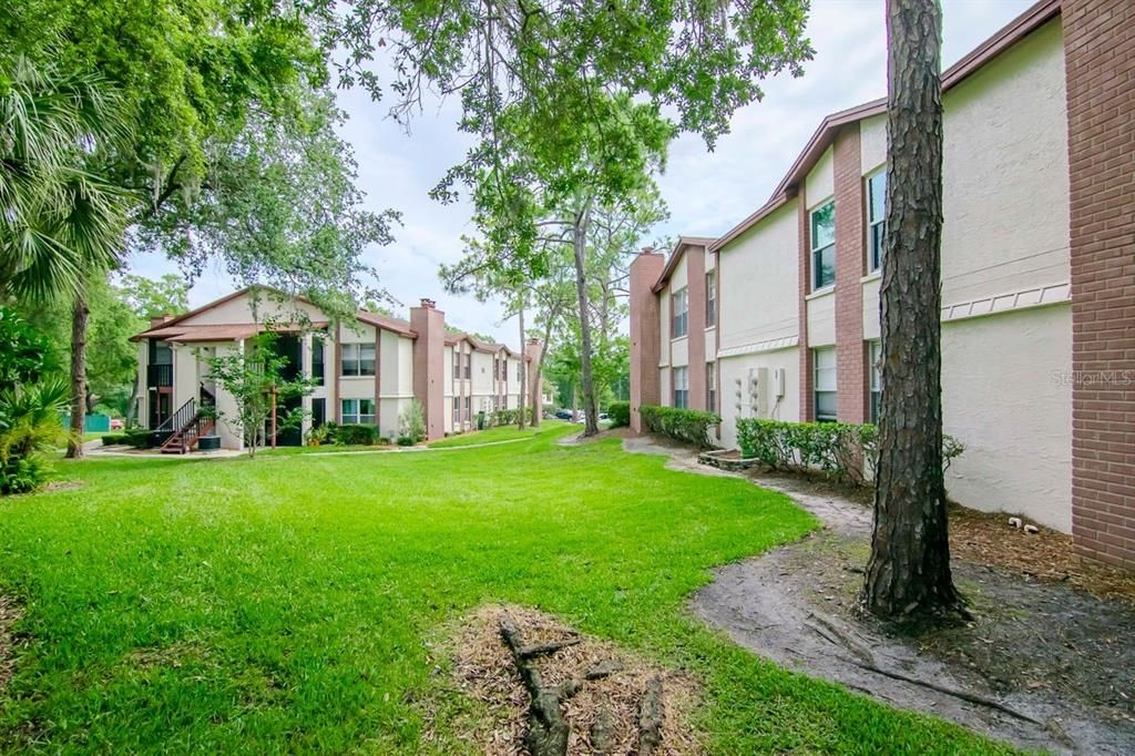 待售: $154,900 (2 贝兹, 2 浴室, 865 平方英尺)