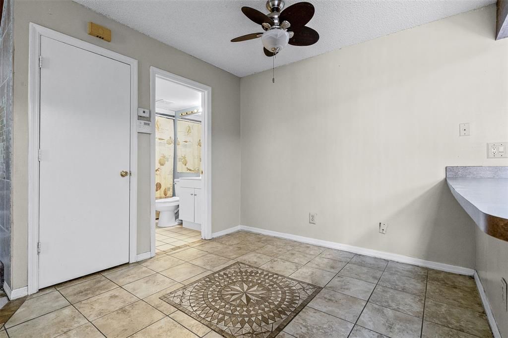 En Venta: $169,900 (2 camas, 2 baños, 1288 Pies cuadrados)