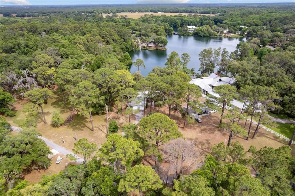 En Venta: $739,000 (3 camas, 3 baños, 2252 Pies cuadrados)