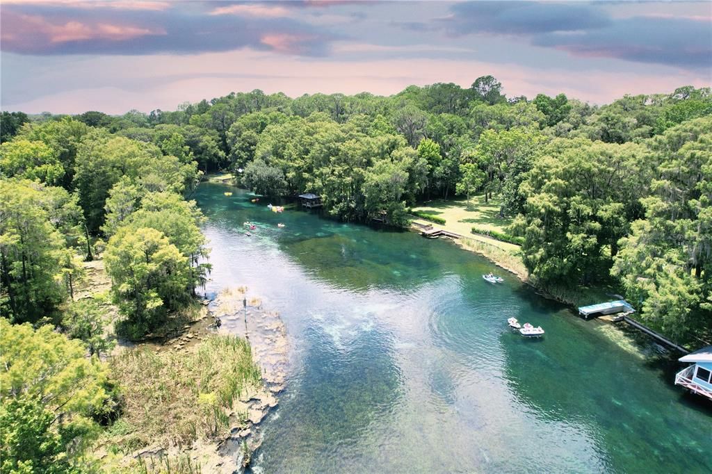 En Venta: $739,000 (3 camas, 3 baños, 2252 Pies cuadrados)