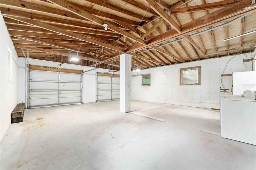 En Venta: $739,000 (3 camas, 3 baños, 2252 Pies cuadrados)