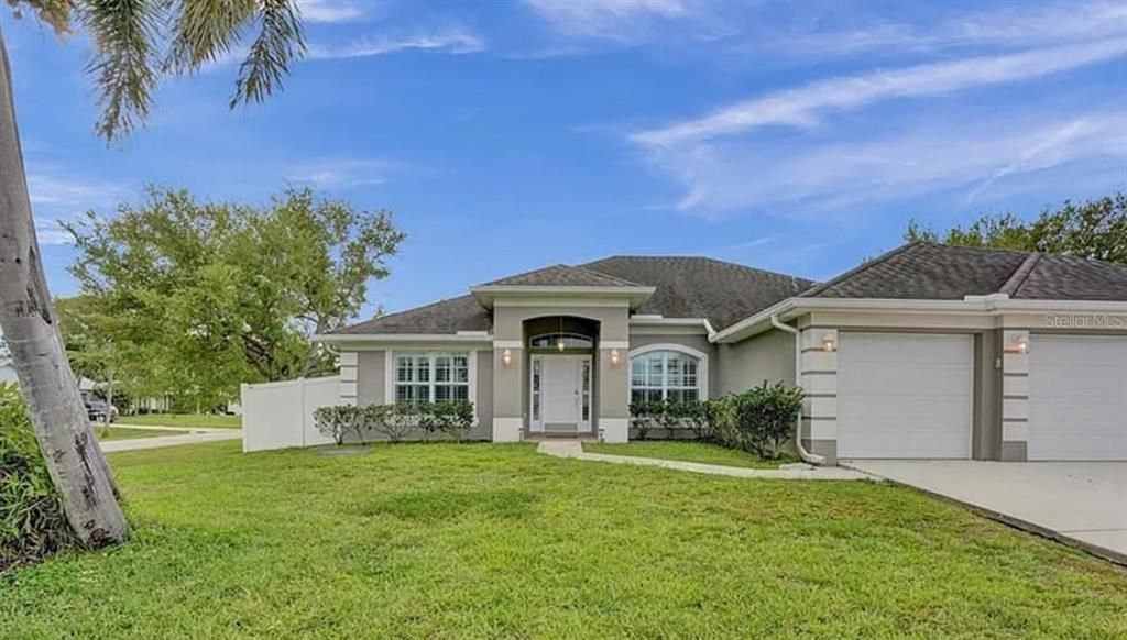 Recently Sold: $525,000 (4 beds, 3 baths, 2277 Square Feet)