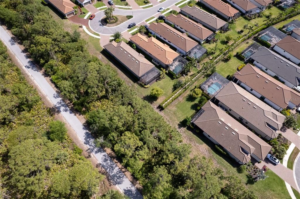 Под контрактом: $679,000 (3 спален, 2 ванн, 1918 Квадратных фут)