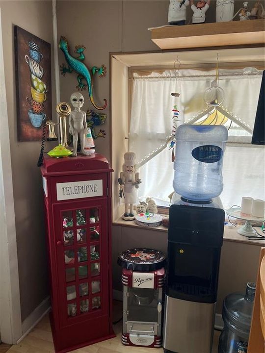 For Sale: $57,000 (2 beds, 1 baths, 732 Square Feet)