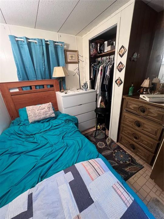 For Sale: $57,000 (2 beds, 1 baths, 732 Square Feet)