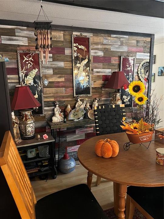 For Sale: $57,000 (2 beds, 1 baths, 732 Square Feet)