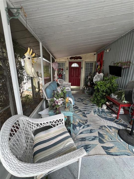 For Sale: $57,000 (2 beds, 1 baths, 732 Square Feet)