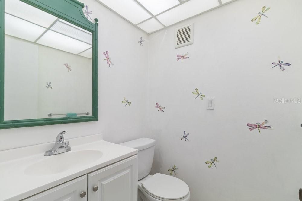 На продажу: $99,999 (1 спален, 1 ванн, 779 Квадратных фут)