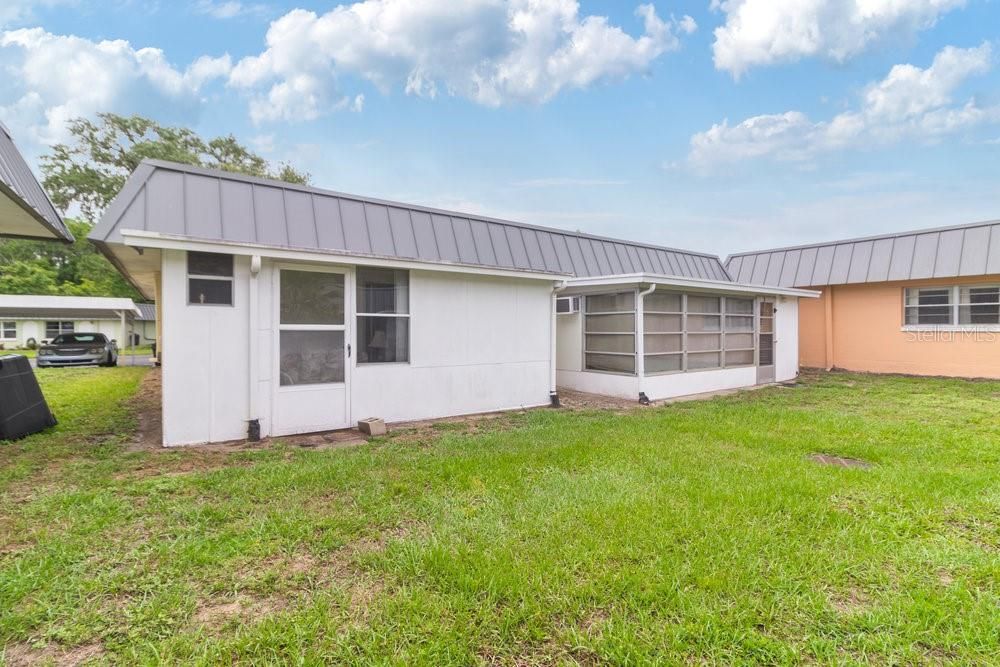 На продажу: $99,999 (1 спален, 1 ванн, 779 Квадратных фут)