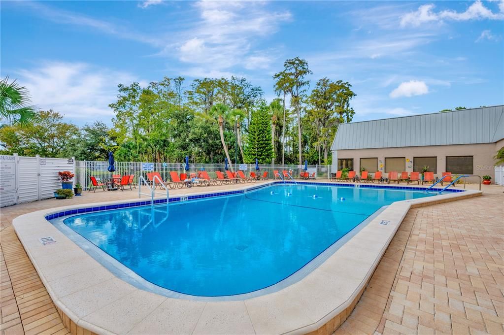 На продажу: $99,999 (1 спален, 1 ванн, 779 Квадратных фут)