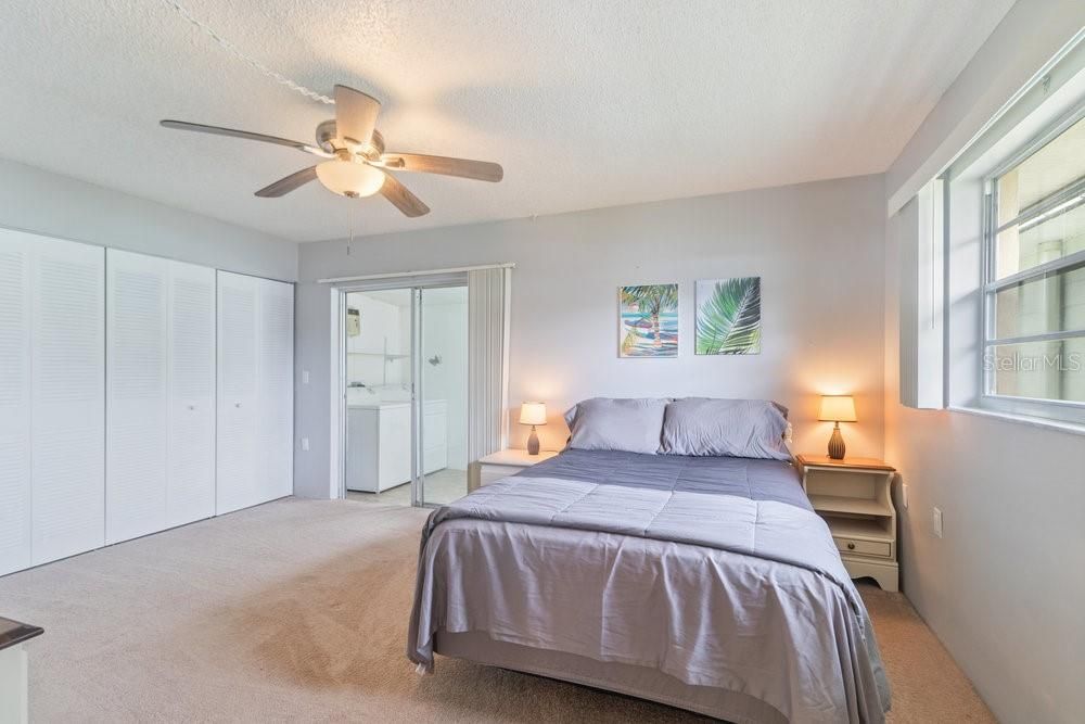 На продажу: $99,999 (1 спален, 1 ванн, 779 Квадратных фут)