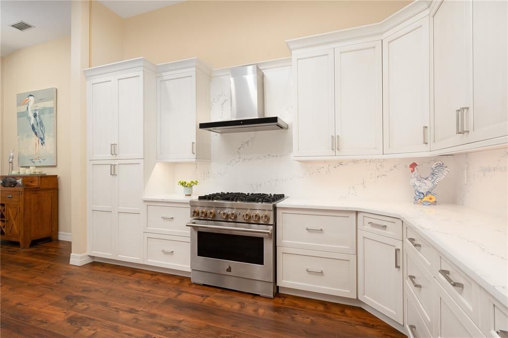 For Sale: $1,125,000 (3 beds, 3 baths, 2312 Square Feet)